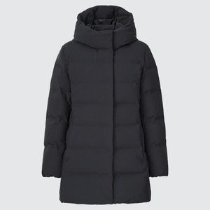 Uniqlo WOMEN SEAMLESS DOWN SHORT COAT L Black
